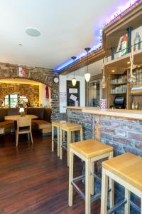 Restaurace v ubytování Triton