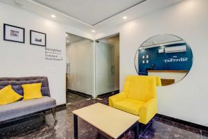 Gallery image of Collection O Telone Stay in Gurgaon