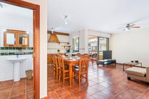 Fotografie z fotogalerie ubytování MEDANO4YOU Tejita Beach Cottage v destinaci El Médano + 37 fotografií
