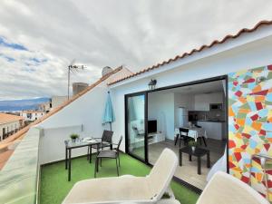 Balkon lub taras w obiekcie Summer Breeze Penthouse