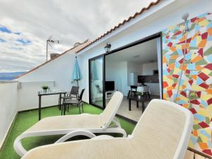 Część wypoczynkowa w obiekcie Summer Breeze Penthouse