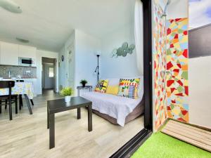 Kuchnia lub aneks kuchenny w obiekcie Summer Breeze Penthouse