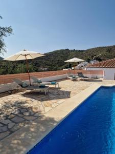 Bazén v ubytování B&B Casa Mijo nebo v jeho okolí