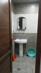 Koupelna v ubytování Apartment Zhemchuzhina Ureki-5 СТУДИО