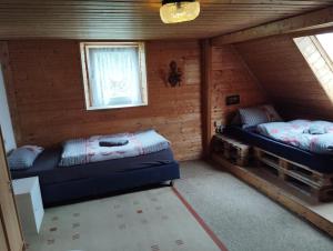 Afbeelding uit fotogalerij van Monteurhaus Mühlbach :-) in Stadtsteinach