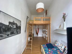 Cama ou camas em um quarto em Kiez Hostel Berlin