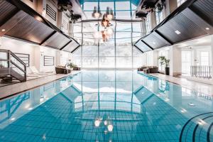 Πισίνα στο ή κοντά στο IMLAUER Hotel Schloss Pichlarn