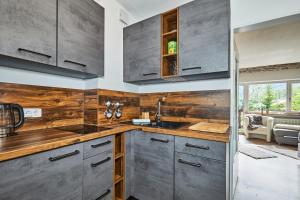 Kuchyň nebo kuchyňský kout v ubytování Ferienwohnung Loferblick