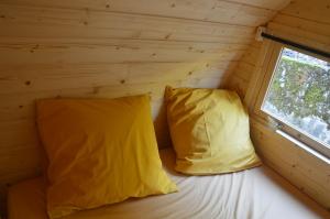 Postel nebo postele na pokoji v ubytování Camping Chon du Tarn + 37 fotografií