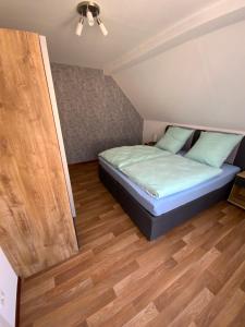 Postel nebo postele na pokoji v ubytování Haus Rosa