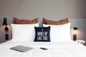 Posteľ alebo postele v izbe v ubytovaní Moxy Vienna City East