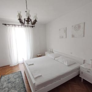 Postel nebo postele na pokoji v ubytování Apartment Školj