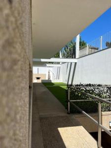 En balkon eller terrasse på Moradia Lux RR com piscina