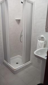 Ванна кімната в Hostal San Cristobal - Pontedeume