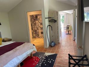 Posteľ alebo postele v izbe v ubytovaní Appart13 piscine chauffée de luxe Belvoir13 à 10 min d Aix