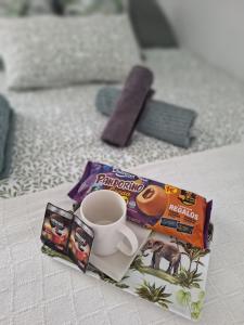 Príslušenstvo na prípravu kávy alebo čaju v ubytovaní Casa Alana- Apartamentos en Suite Budha- Las mejores vistas y ubicación !