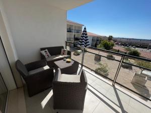 Balkón alebo terasa v ubytovaní Superbe appartement à Saint Pierre la Mer