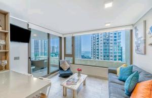 Posezení v ubytování Alojamiento familiar con hermosa vista al mar