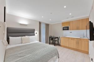 Cleveland Residences Paddington客房内的一张或多张床位