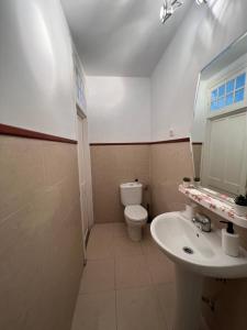 Koupelna v ubytování CoLiving Villa Brasil