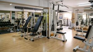 Fitness centrum a/nebo fitness zařízení v ubytování Cleopatra Hotel