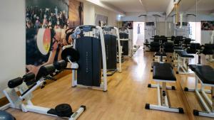 Fitness centrum a/nebo fitness zařízení v ubytování Cleopatra Hotel