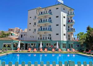 Bazén v ubytování Moon Dreams Fuengirola nebo v jeho okolí