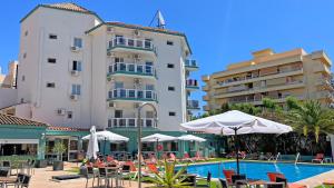 Bazén v ubytování Moon Dreams Fuengirola nebo v jeho okolí