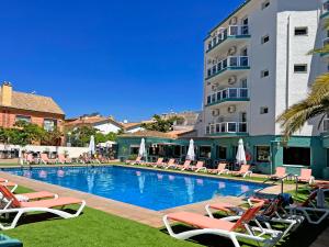Bazén v ubytování Moon Dreams Fuengirola nebo v jeho okolí