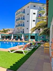 Bazén v ubytování Moon Dreams Fuengirola nebo v jeho okolí