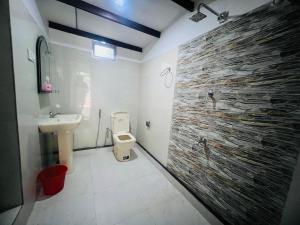 Koupelna v ubytování Harini Villa