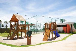 Herní místnost nebo prostor pro děti v ubytování Charmoso Estúdio em Muro Alto com Vista para piscina