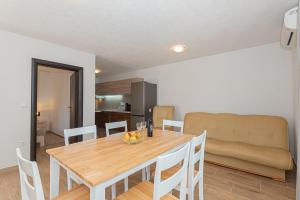 Kuchyň nebo kuchyňský kout v ubytování Holiday home Natalia