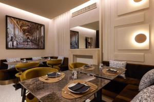 Posezení v ubytování Borghese Contemporary Hotel