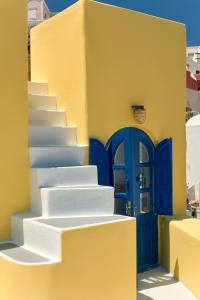 Fotografie z fotogalerie ubytování Ilivatos - Elegant Villa on the Caldera's Edge v destinaci Oia