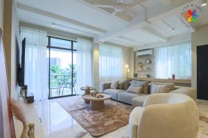 KL Townhouse Villa by LilyandLoft