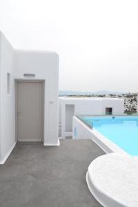 The swimming pool at or close to Hotel Papadakis