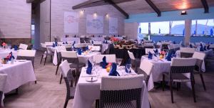 Veitingastaður eða matsölustaður á Coconut Bay Beach Resort & Spa All Inclusive