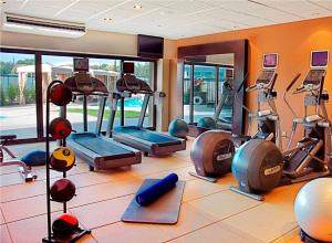 Fitness centrum a/nebo fitness zařízení v ubytování DoubleTree by Hilton Monrovia - Pasadena Area