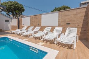 Bazén v ubytování Holiday home Natalia nebo v jeho okolí
