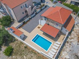Bazén v ubytování Holiday home Natalia nebo v jeho okolí