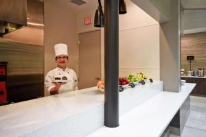入住Embassy Suites by Hilton Milpitas Silicon Valley的客人