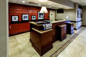 Fotografie z fotogalerie ubytování Hampton Inn & Suites Staten Island v destinaci Staten Island