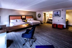 Postel nebo postele na pokoji v ubytování Hampton Inn & Suites Staten Island
