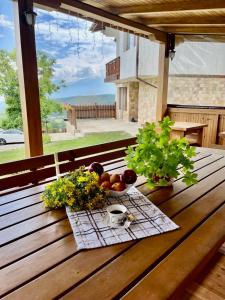 A balcony or terrace at Farmhopping Village