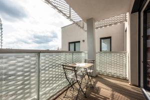 Balkon lub taras w obiekcie apartamenty-wroc Atal Towers
