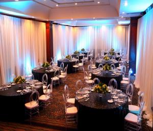 Restaurace v ubytování Hilton Princess San Pedro Sula + 37 fotografií