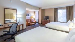 Postel nebo postele na pokoji v ubytování Hilton Saint John