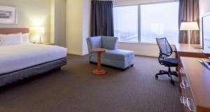 Postel nebo postele na pokoji v ubytování Hilton Saint John
