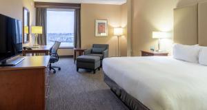 TV a/nebo společenská místnost v ubytování Hilton Saint John